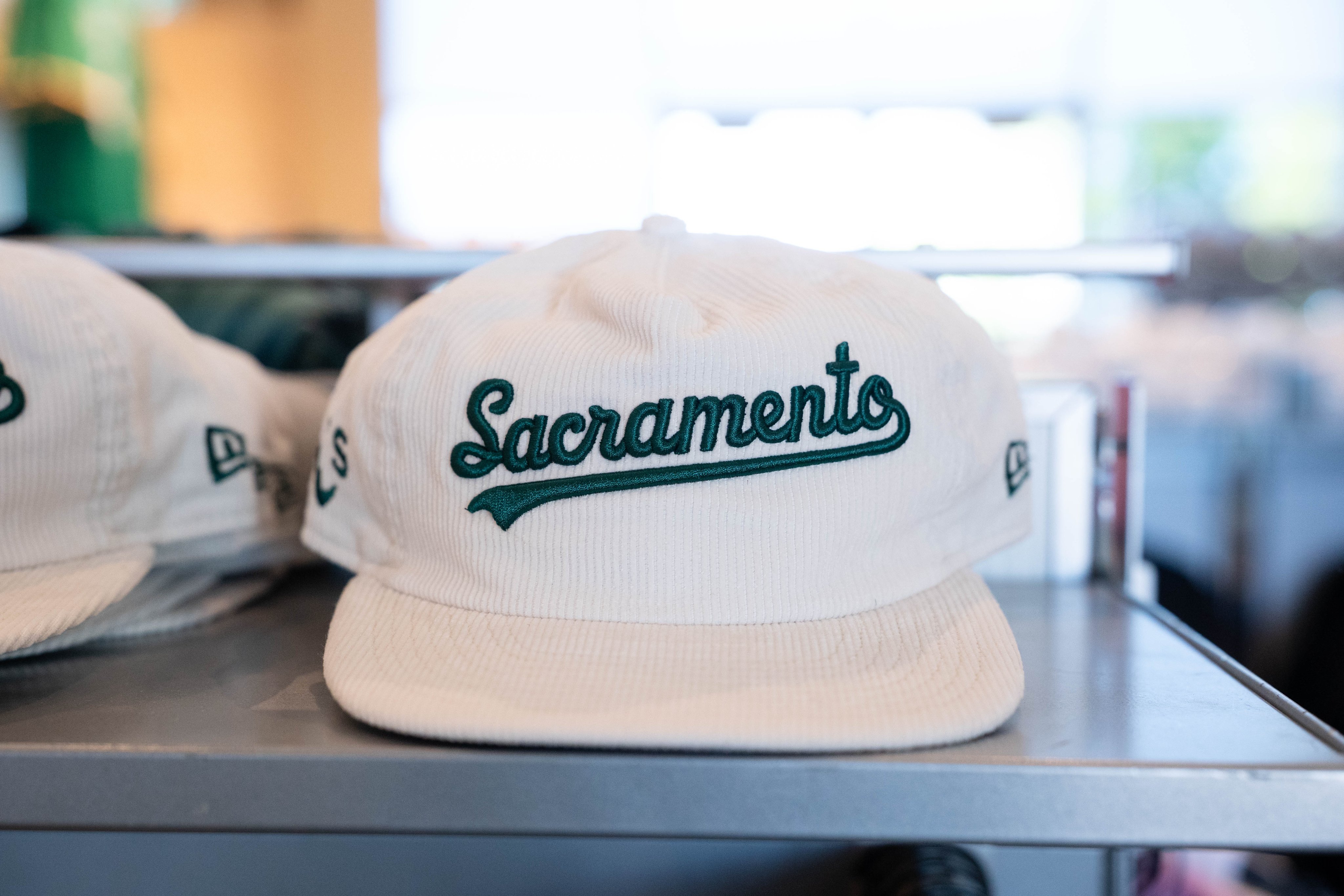 Athletics Sacramento corduroy hat 2026 cream with green script