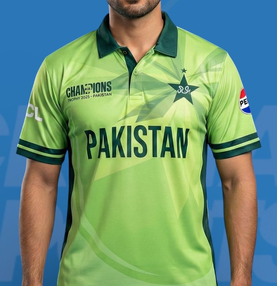 Pakistan kelly green national cricket jersey with dark green star and crescent