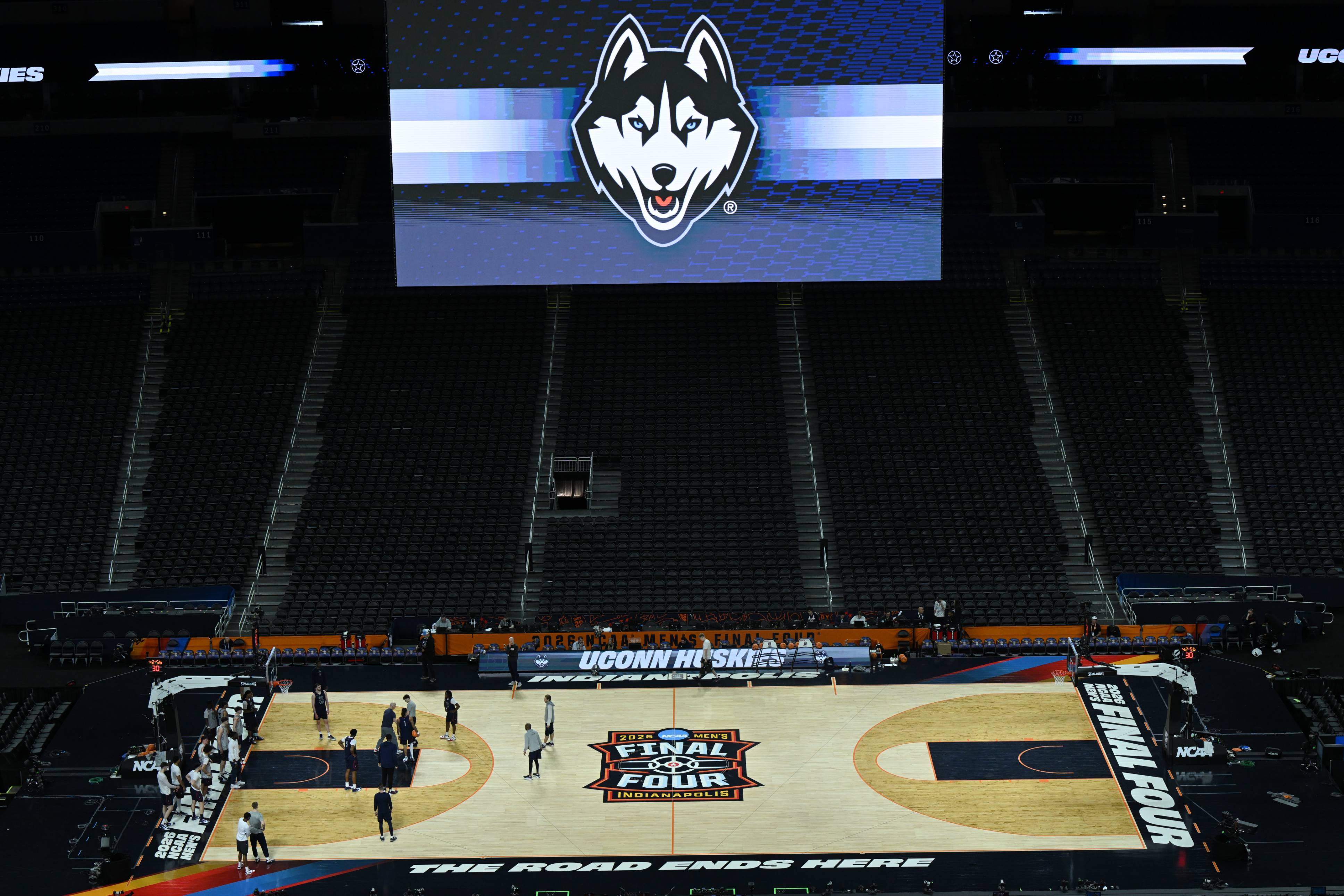 Final Four court overview