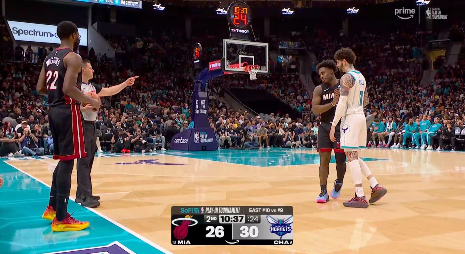 2026 NBA Play-In Tournament Heat vs Hornets basket stanchion pad Play-In Tournament logo Amazon Prime Video scorebug