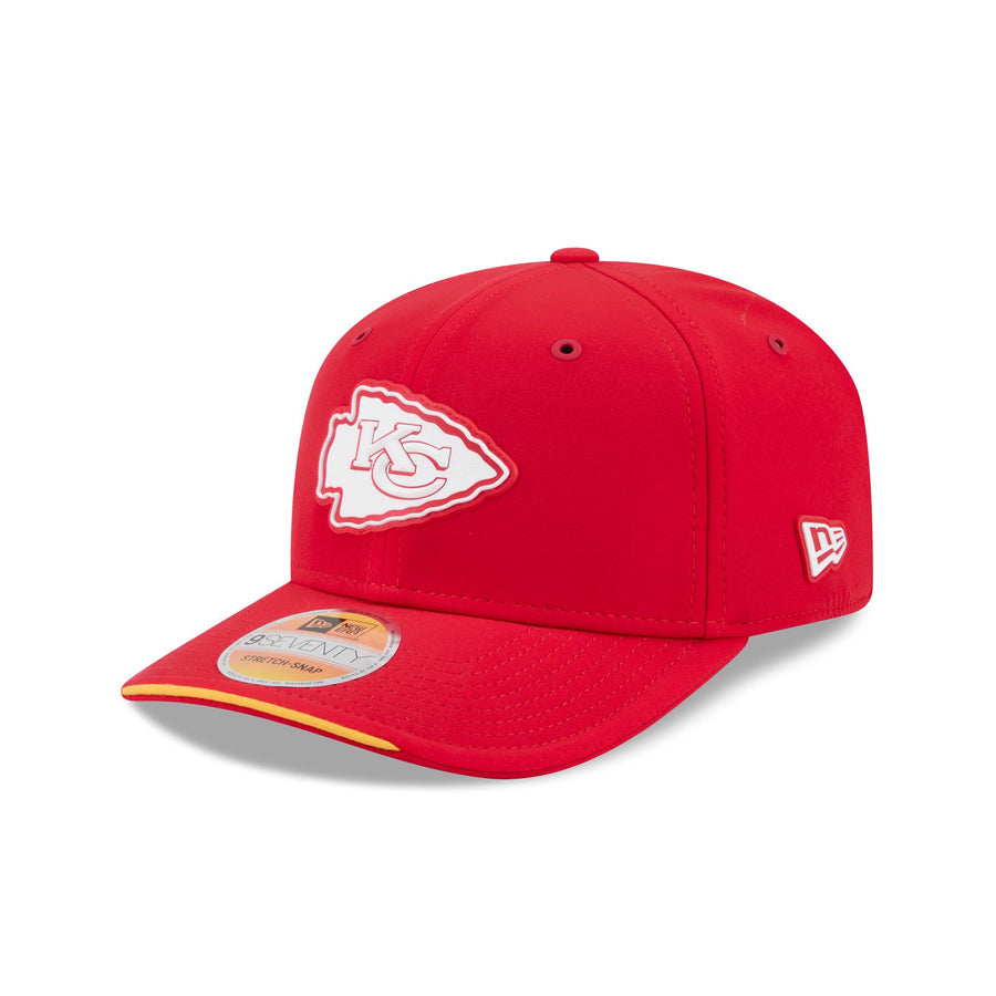Kansas City Chiefs 2026 Sideline Primary 9SEVENTY Stretch-Snap hat
