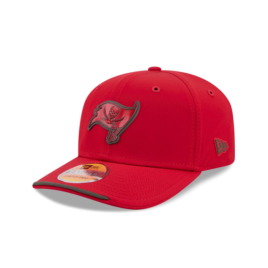 Tampa Bay Buccaneers 2026 Sideline Primary 9SEVENTY Stretch-Snap hat